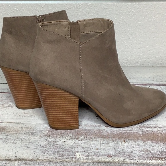 JUST FAB Western Wild Cognac Block Heel Booties Size 10 - Picture 6 of 6